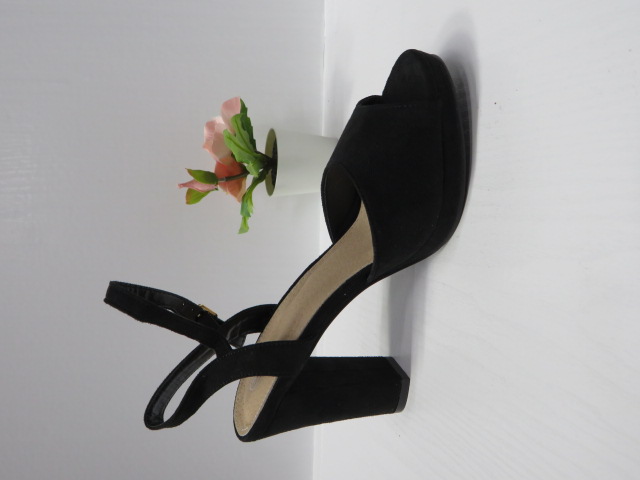 Czółenka damskie LE-555 BLACK 36-41 1