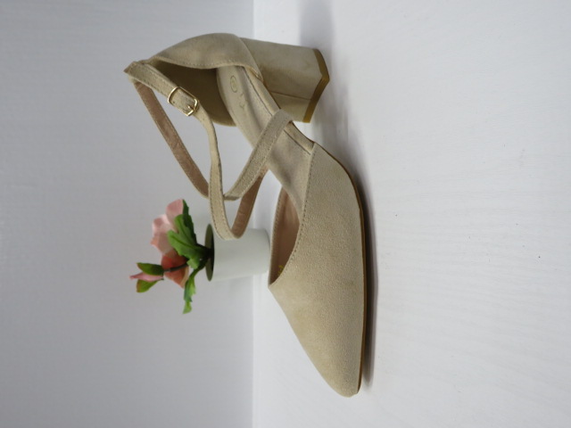 Czółenka damskie LE-556 BEIGE 36-41