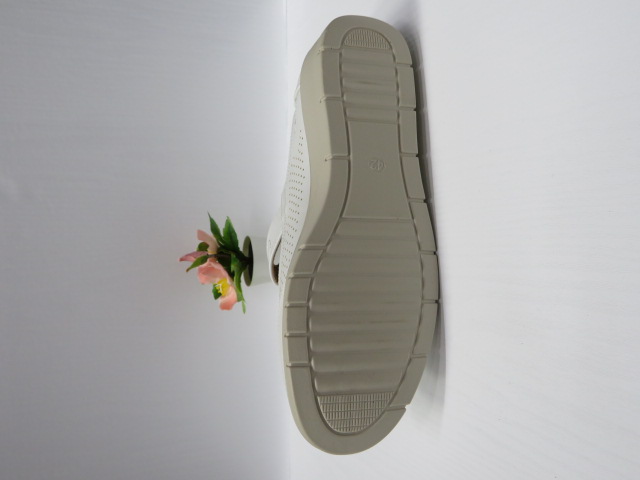 Półbuty Damskie 8805-3 JEDEN 37-42 2