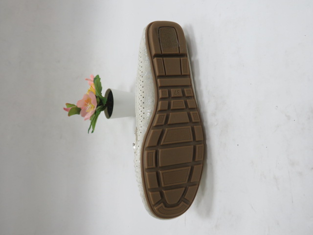 Półbuty Damskie HH703-19 JEDEN 36-41 2