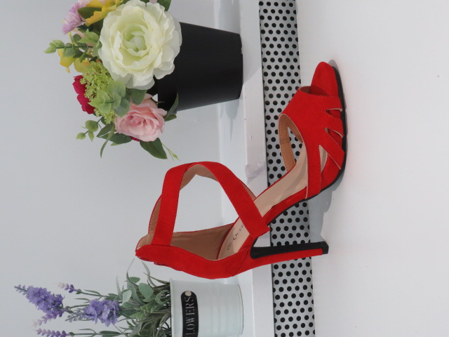 Szpilki damskie 368-10 RED 36-41