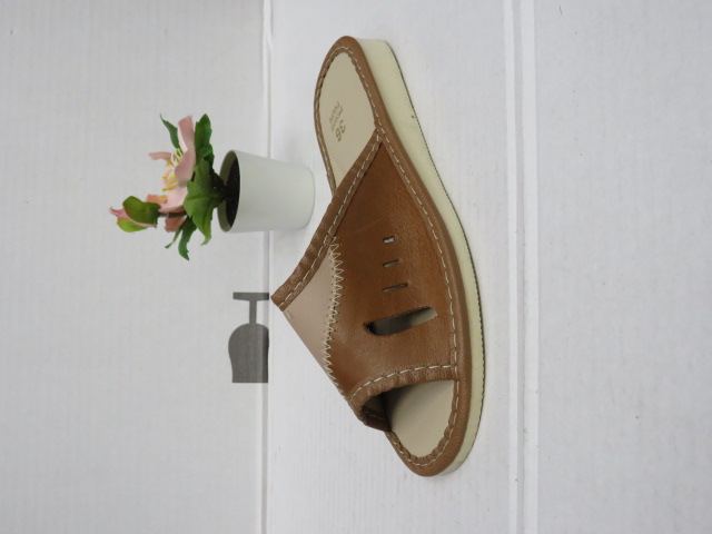 Klapki Damskie 23B00 JEDEN 36-41