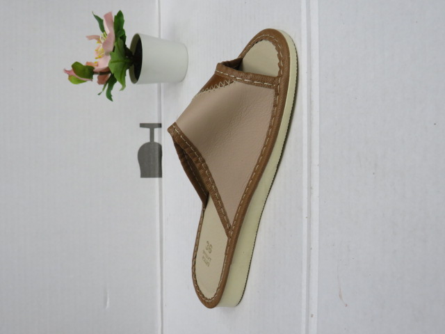 Klapki Damskie 23B00 JEDEN 36-41 1