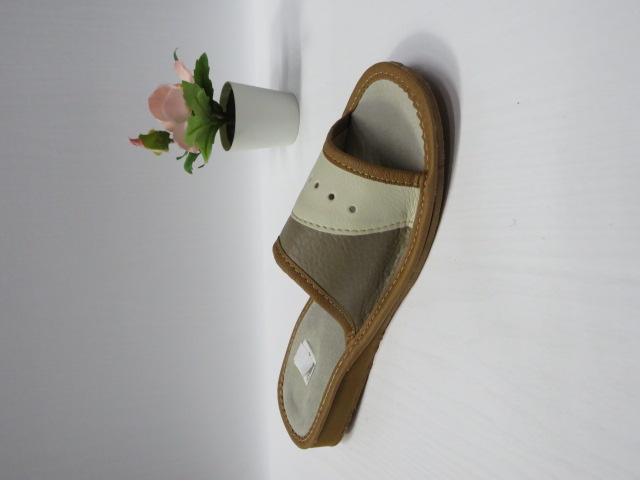 Kapcie Damskie D-21B JEDEN 36-41 1