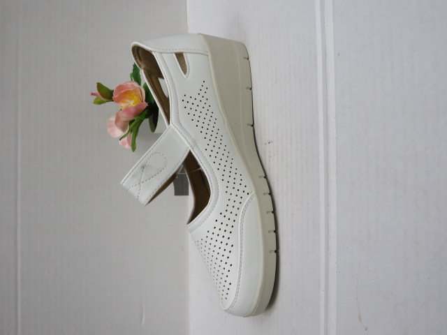 Półbuty Damskie 8805-3 JEDEN 37-42 1