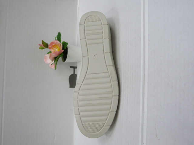 Półbuty Damskie 8802-2 JEDEN 37-42 2