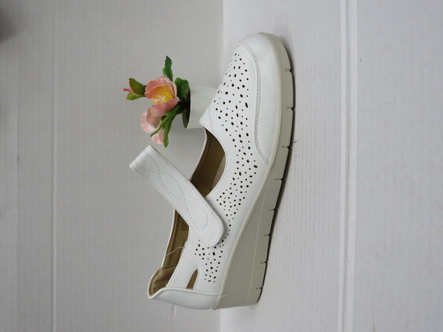 Półbuty Damskie 8802-3 JEDEN 37-42