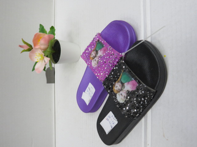 Kapcie Dziecięce XF-16 JEDEN 30-35 1