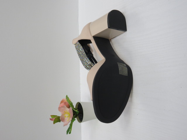 Czółenka damskie 2556-5 JEDEN 36-41 2