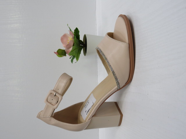 Czółenka damskie 2551-3 JEDEN 36-41