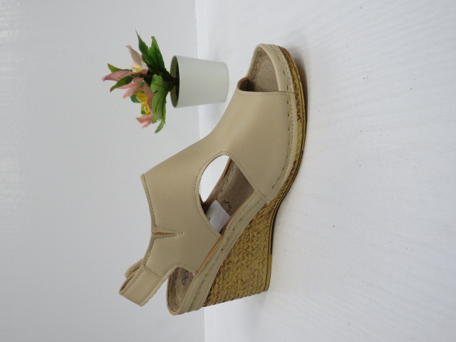 Czółenka damskie 7AA2015 BEIGE 36-41 1