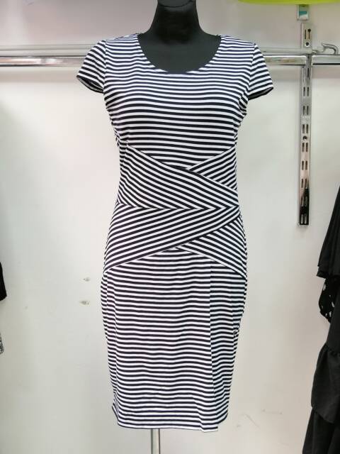 Sukienka damskie 132232 1 kolor 42-46 (Towar Polskie) 1