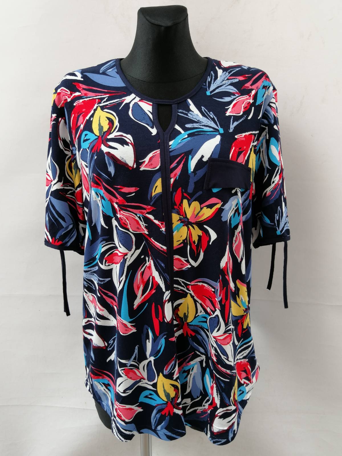 Bluzka damska 7332 1 kolor 50-56 (TOWAR POLSKIE ) 1