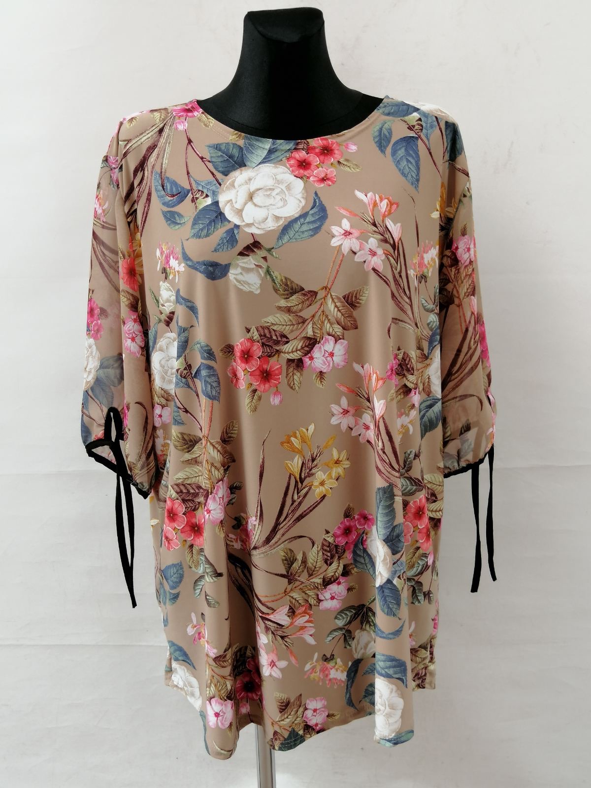 Bluzka damska 7351 1 kolor 54-60 (TOWAR POLSKIE ) 1