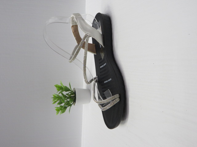 Sandały damskie C202 WHITE 36-41 1