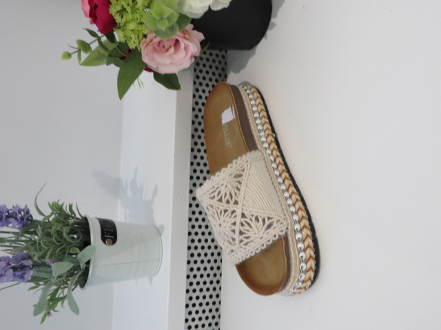 Klapki Damskie AT0674 BEIGE 36-41 1