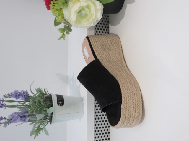 Klapki Damskie AM05 BLACK 36-41 1