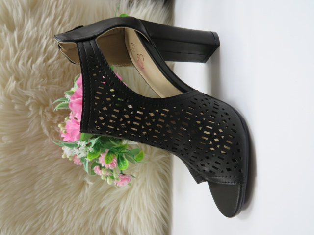 Czółenka Damskie 066 BLACK 36-41 1