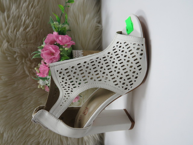 Czółenka Damskie 066 WHITE 36-41