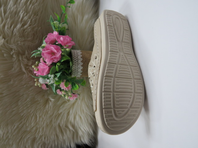 Klapki Damskie DE985-8 JEDEN 36-41 2