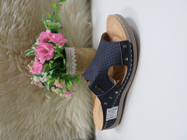 Klapki Damskie DE986-1 JEDEN 36-41