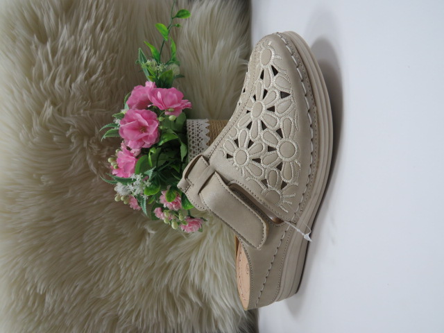 Klapki Damskie DE991-8 JEDEN 36-41