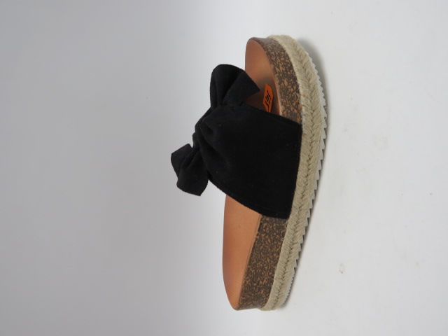 Klapki Damskie DF852 NERO 36-41