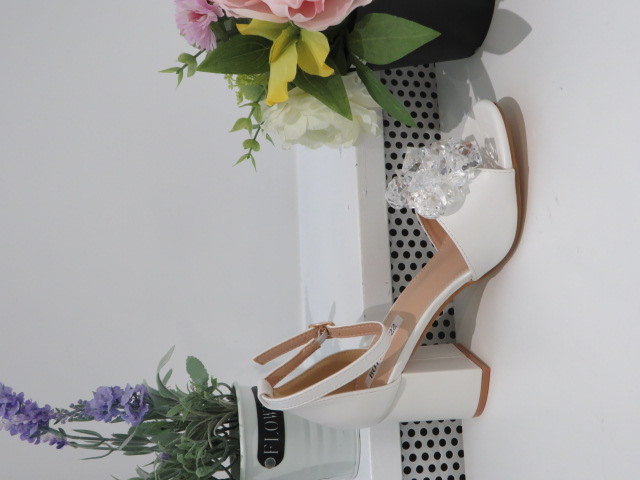 Czółenka Damskie HB2518 WHITE 36-41 1