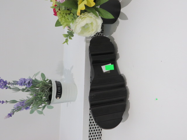 Półbuty Damskie J18 JEDEN 36-41 2