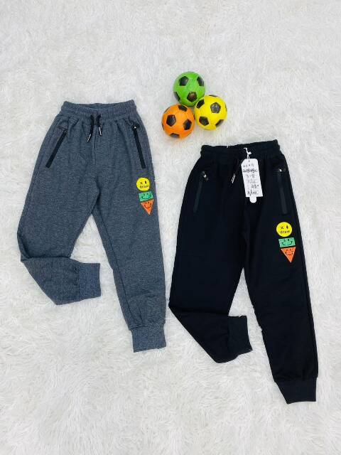 Spodnie dresowe chłopięce 4323 Mix kolor 3-8