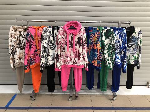 Komplet damskie 5741 Mix kolor Standard (Towar Polskie) 1