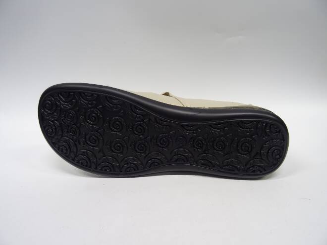 Półbuty Damskie 9537-7 JEDEN 36-41 2