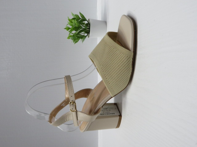 Czółenka Damskie TS55-2 JEDEN 36-41