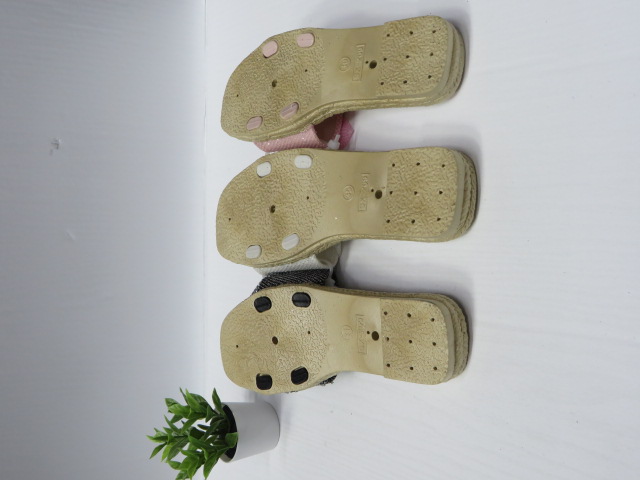 Kapcie Dziecięce C-60B BLACK/PINK/WHITE/PURPLE 30-35 2