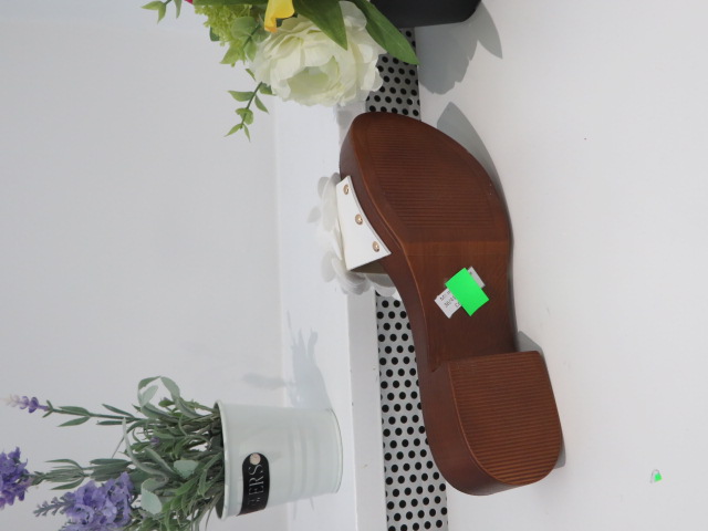 Klapki Damskie MS9050 WHITE 36-41 2