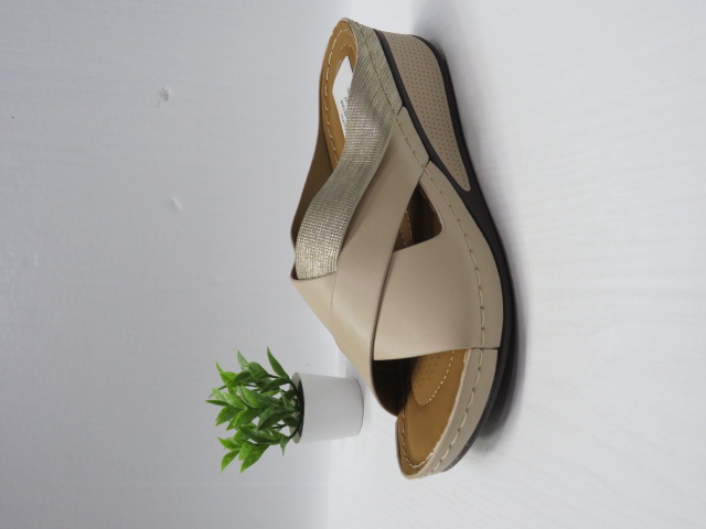 Klapki Damskie 0-743 BEGER 36-41