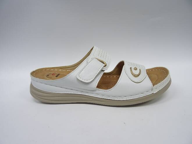 Klapki Damskie CC2229 WHITE 36-42