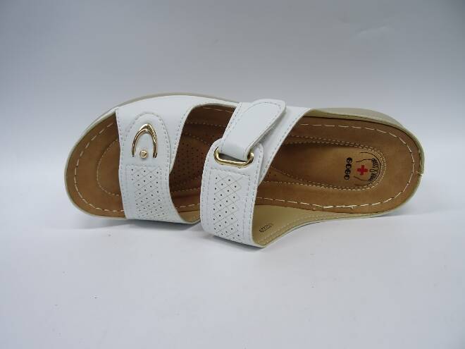 Klapki Damskie CC2229 WHITE 36-42 1
