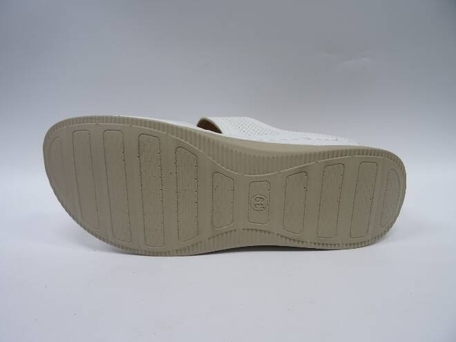 Klapki Damskie CC2229 WHITE 36-42 2