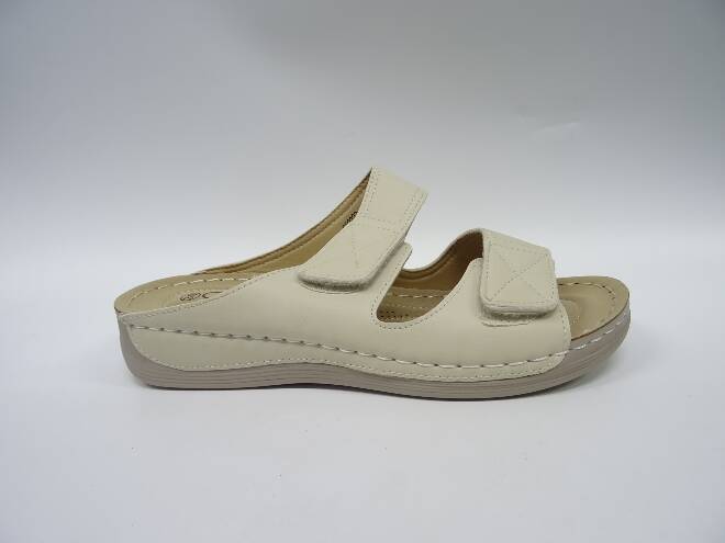 Klapki Damskie CC2222 BEIGE 36-42