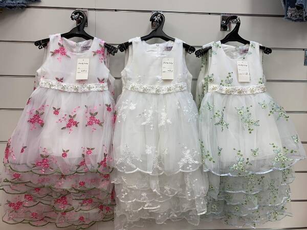 Sukienki dziewczęce 7426 1 kolor 4-14 1