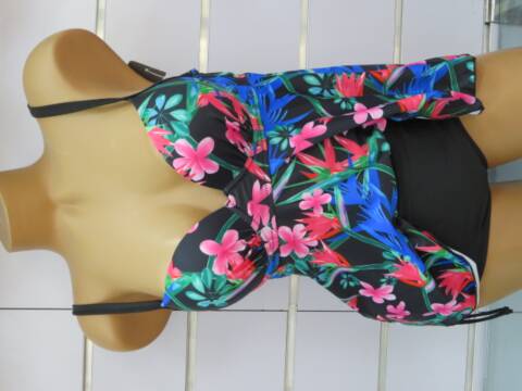 Strój kąpielowy dwuczęściowy R24-28 1 kolor 38-46 2