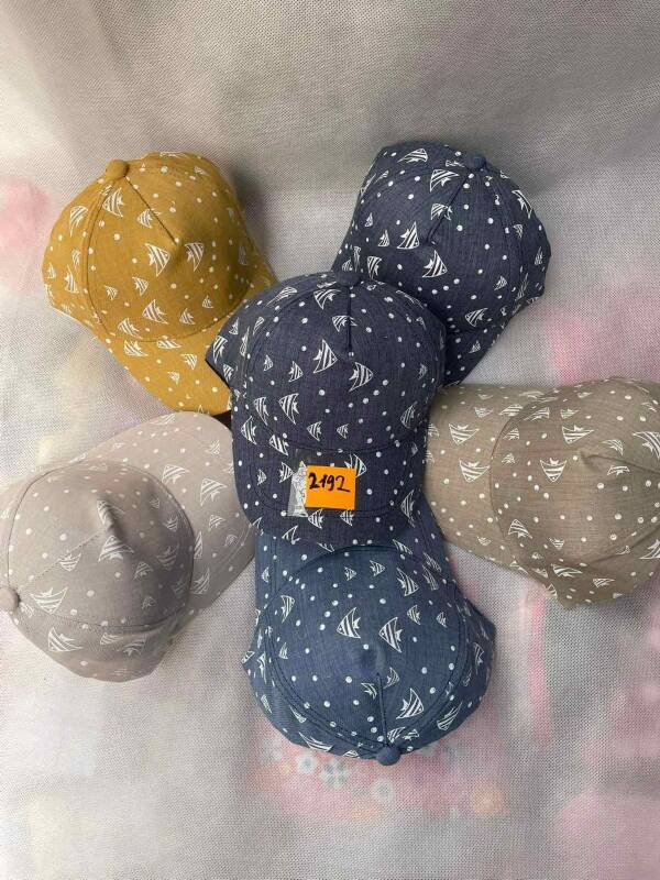 Czapki chłopięce 8401 Mix kolor Standard 1