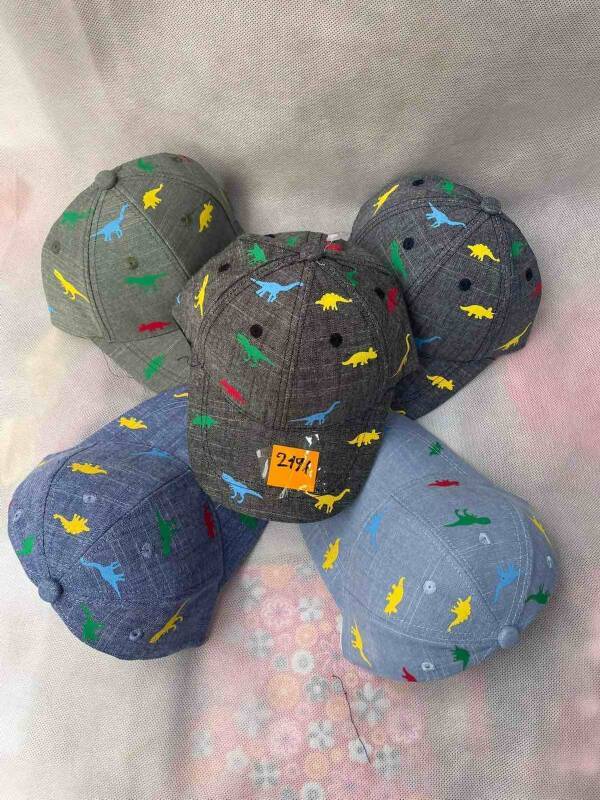 Czapki chłopięce 8402 Mix kolor Standard