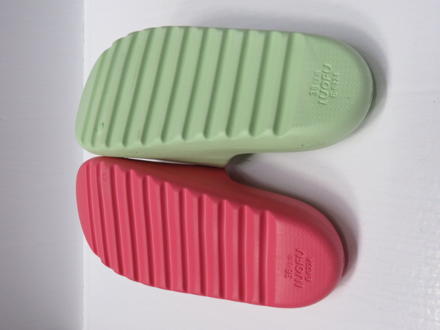 Klapki Damskie D6224-1 PINK/GREEN/BLACK/D.GREEN 36-41 2