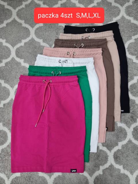 Spódnice damskie 1032 1 kolor S-XL 1