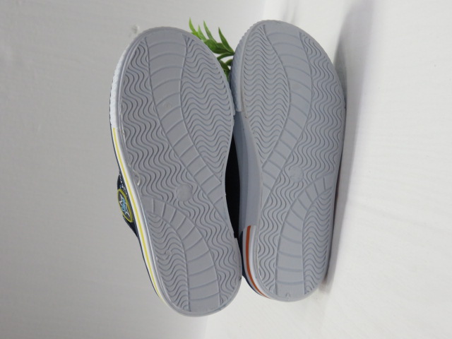 Trampki Dziecięce 6-46 JEDEN 25-30 2