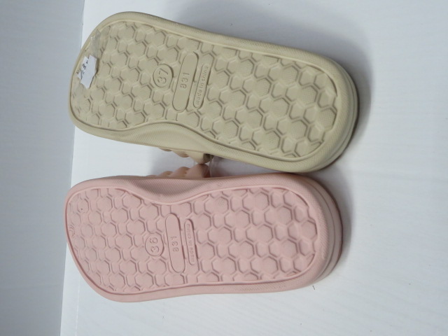 Klapki Damskie E309B JEDEN 36-41 2