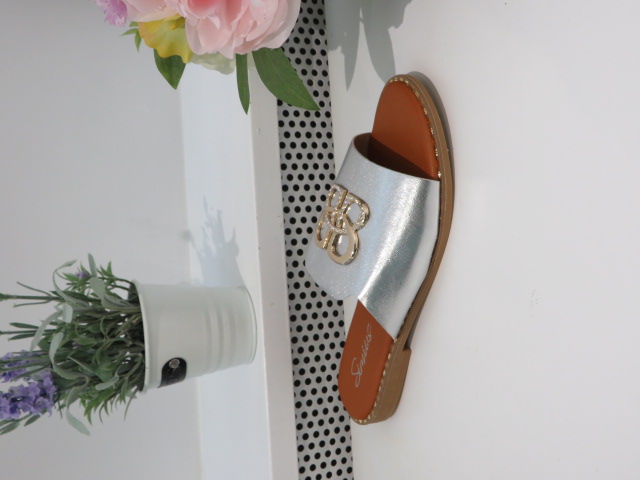 Klapki Damskie YE-722 SILVER 36-41