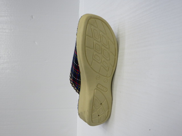 Kapcie Damskie AA-27 JEDEN 36-41 2